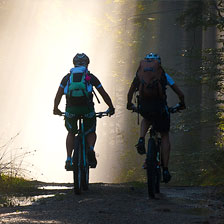 Radwege und Touren