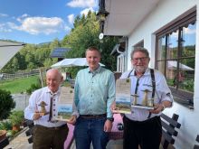 Gästeehrung Berggasthof Hochstein  35 und 30 Jahre